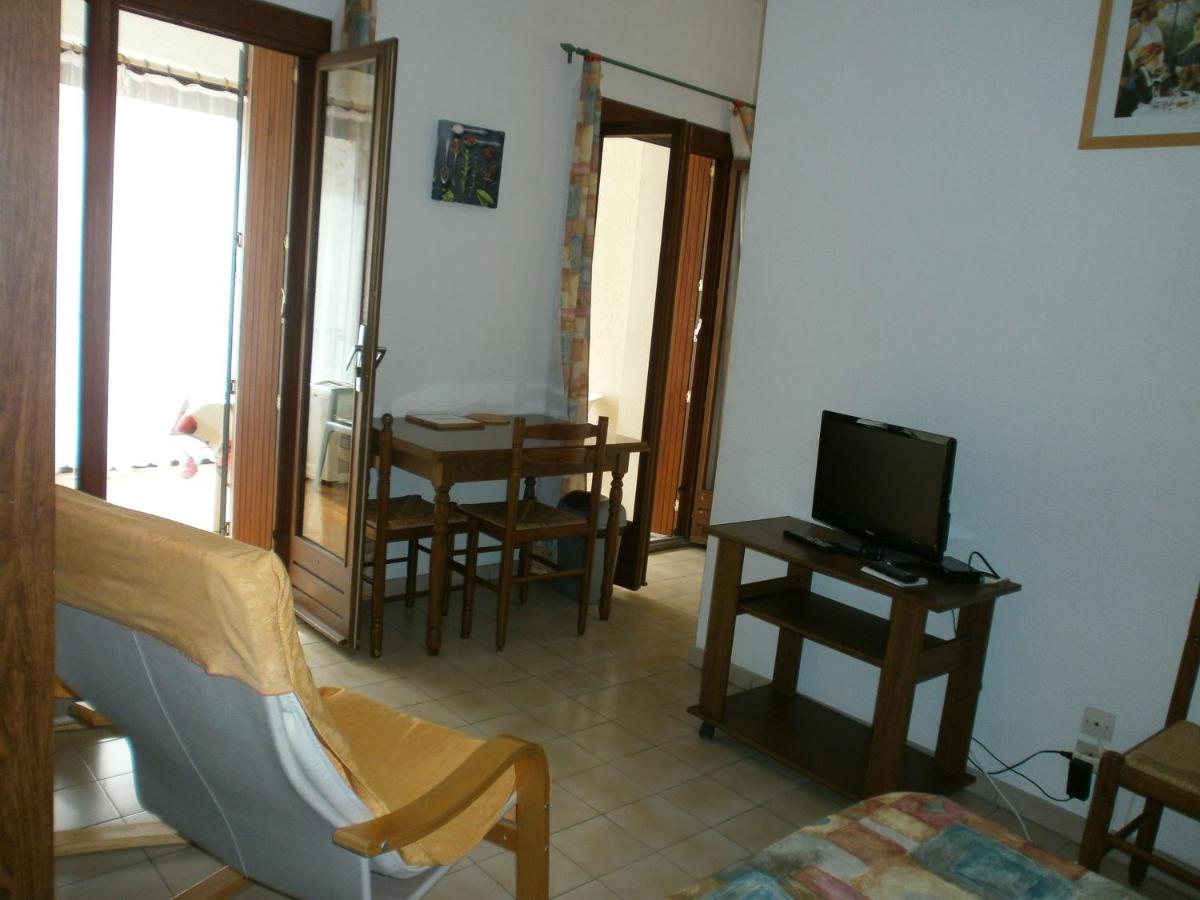 Studio n°4 agréable avec terrasse, bien situé - Housity
