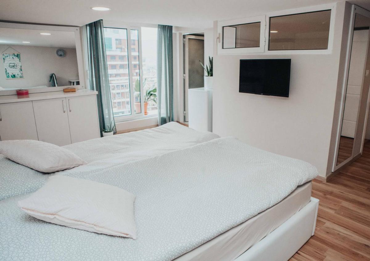 Shkodra apartment with amazing view in the city center - Housity