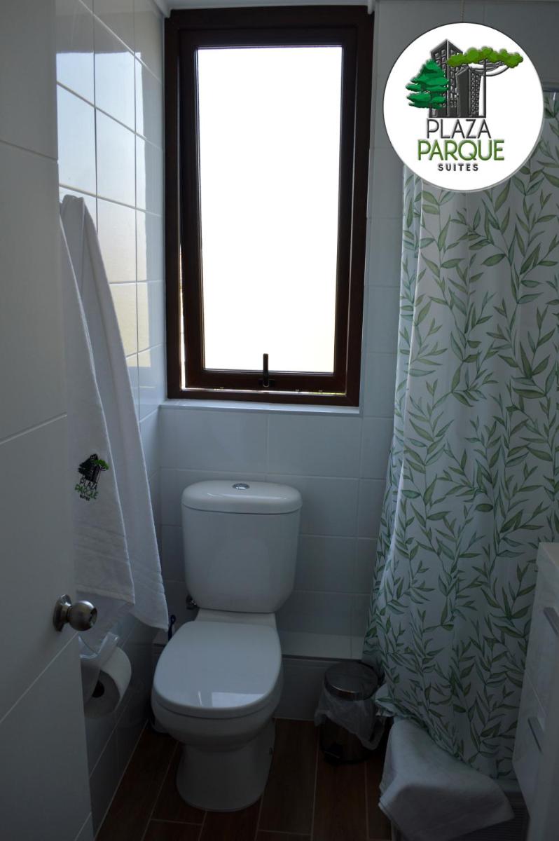 Plaza Parque Suites 1008 - Housity