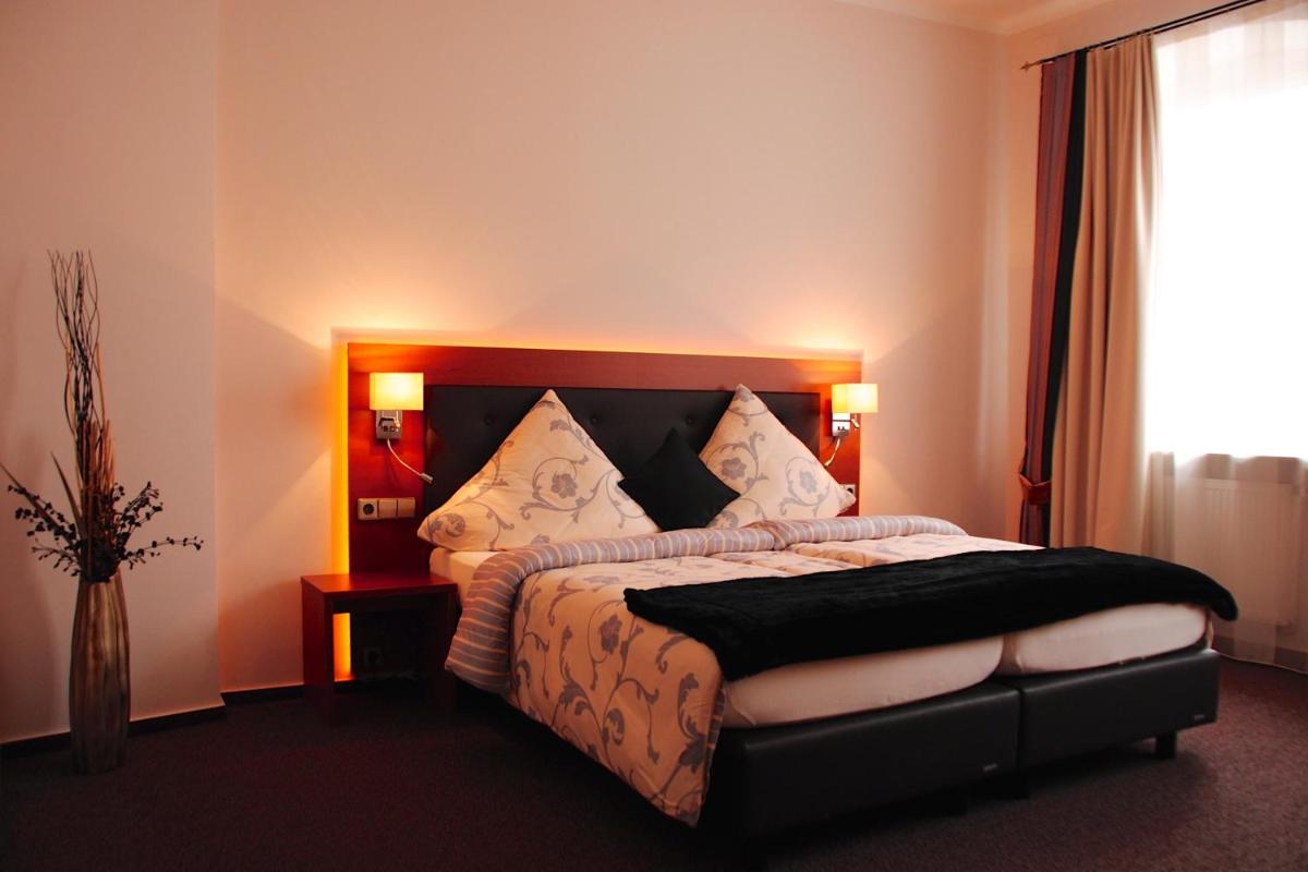 Hotel Kleine Festung Germersheim - Housity