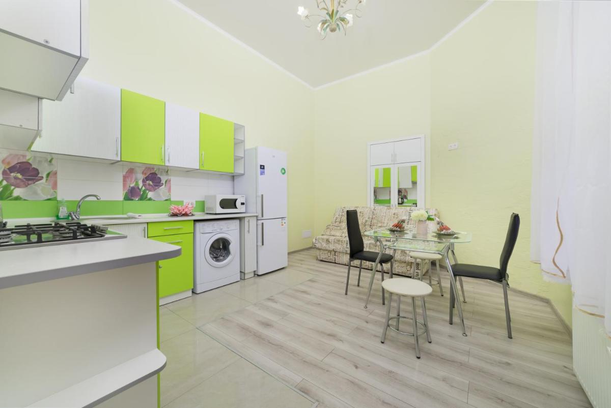 Suitetrails - Apartment near Deribasovskaya