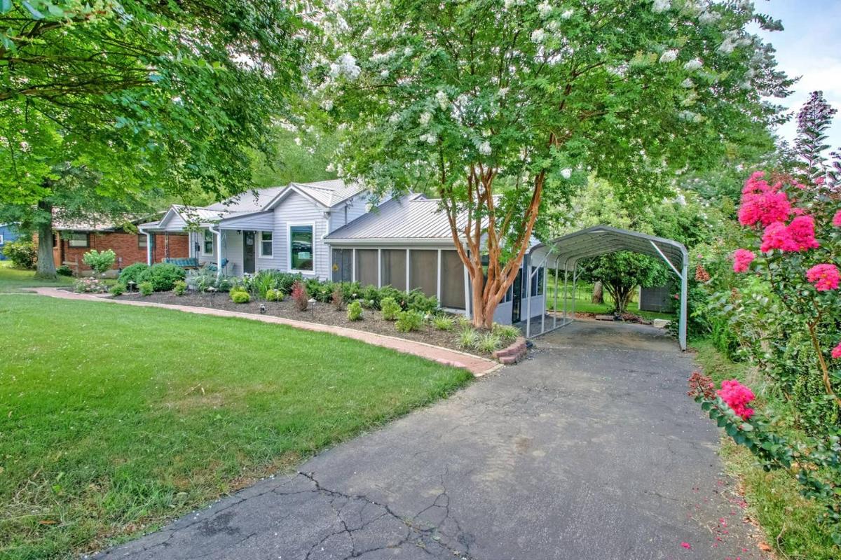 Old Hickory Hideout!!! Basement Apartment - Housity