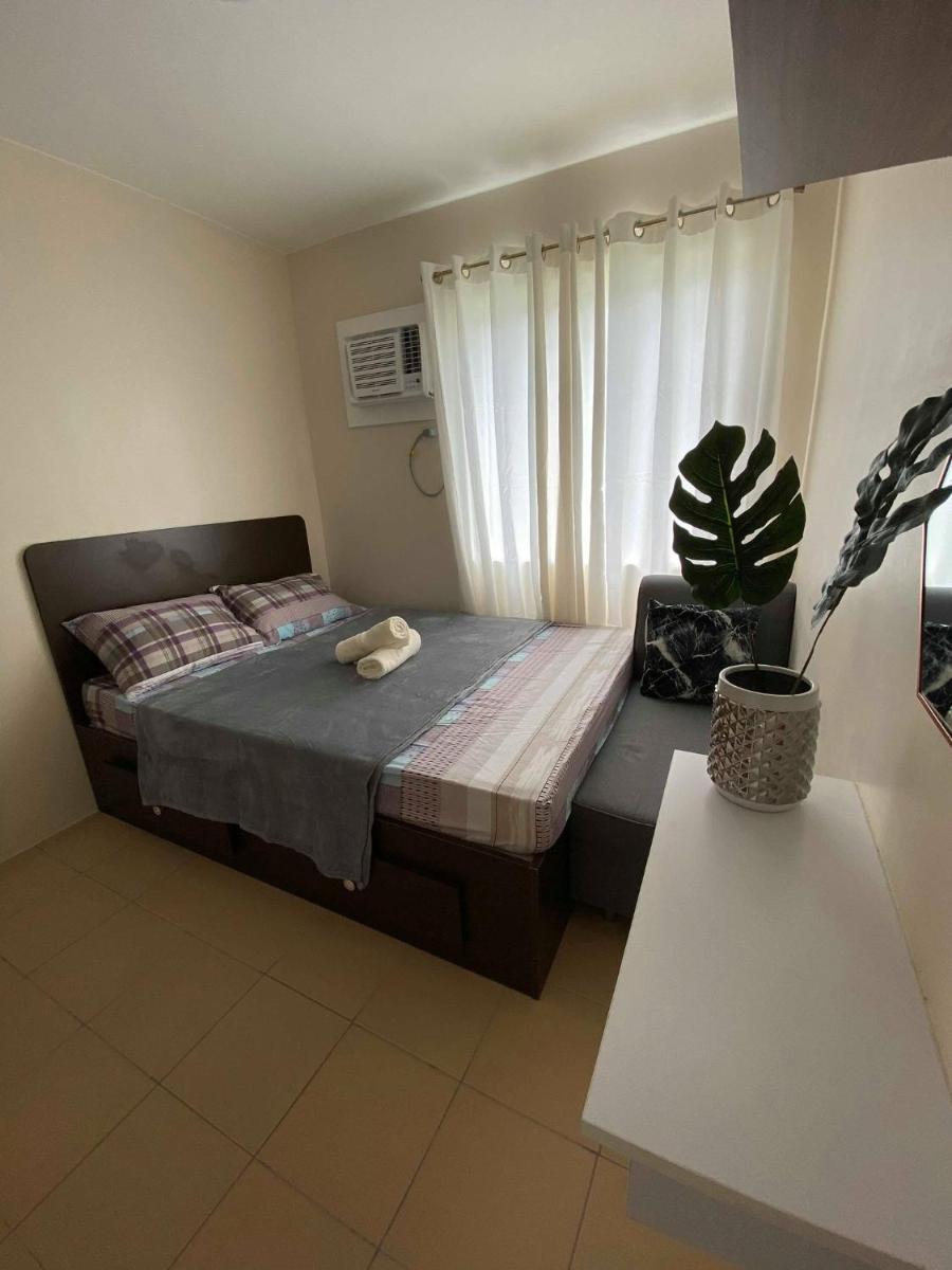 Suitetrails - ALA Home Place (2BR Condo Unit @ 8 Spatial Davao)