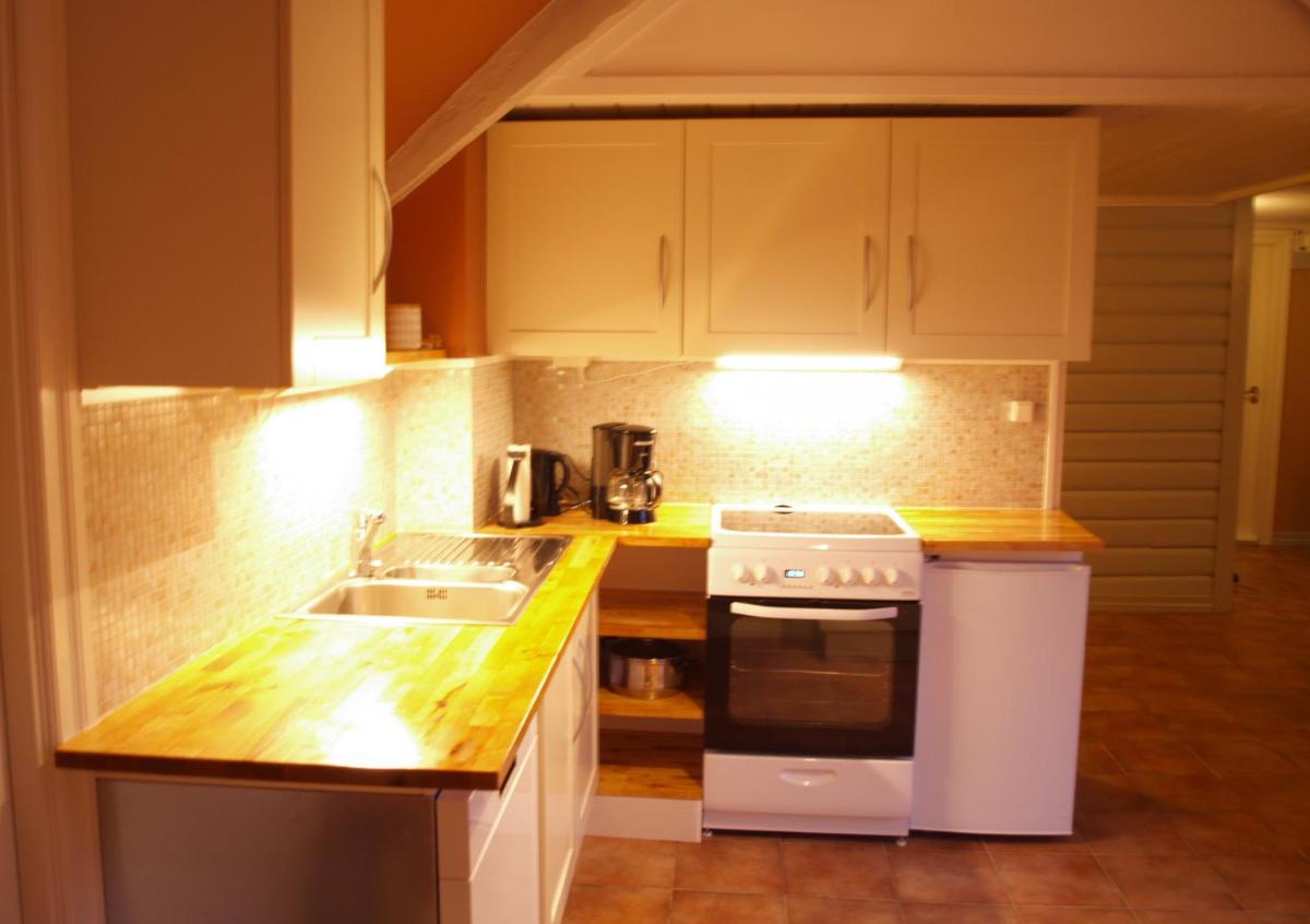 5 bedrooms, large apartment with nice view and nature - Housity