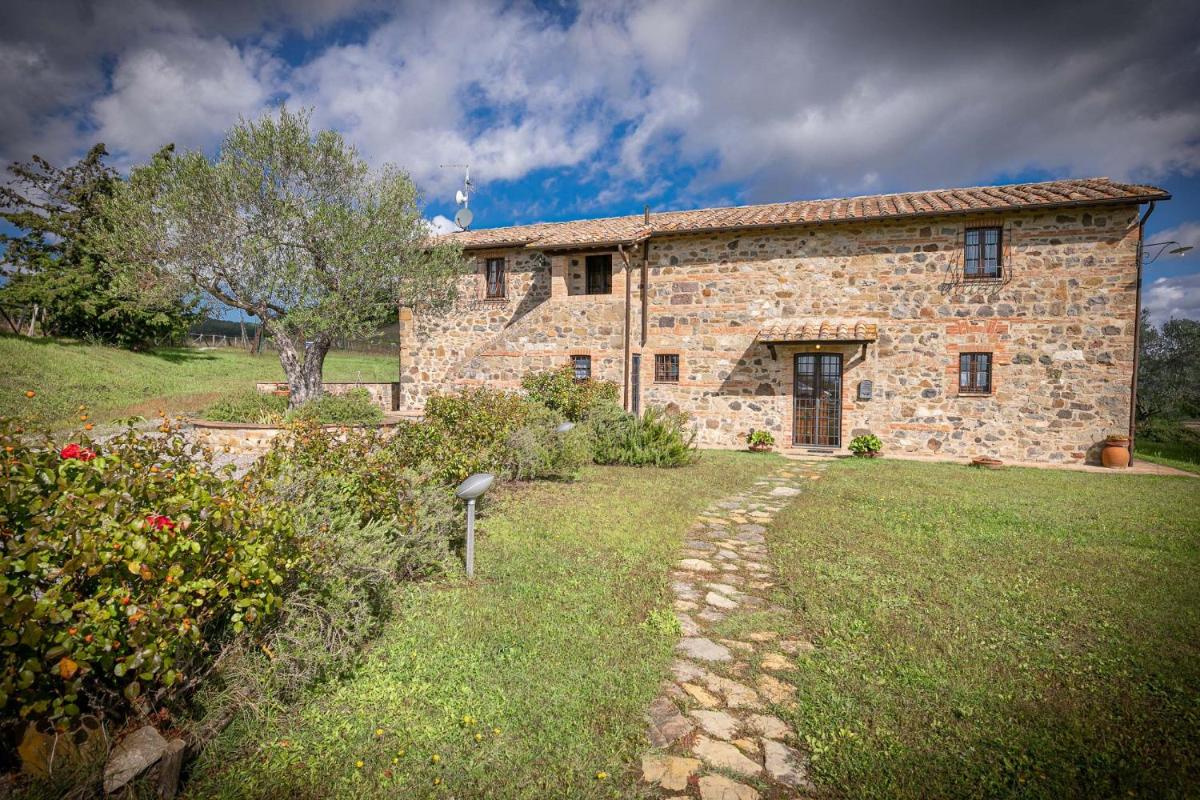 Villa Podere Oliveto - Housity