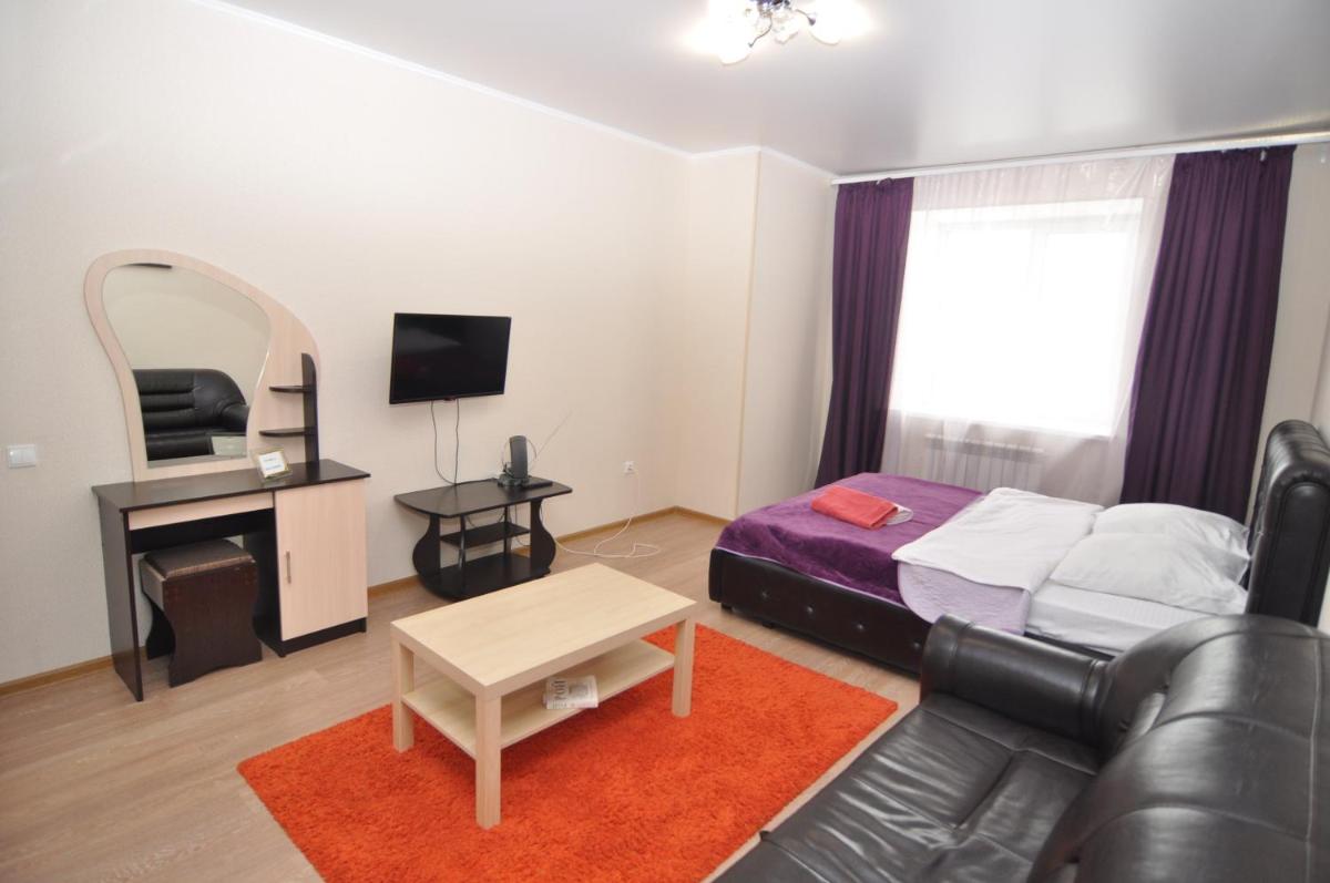 Apartamenty na Perekal'skogo 11 u reki Tuskar' - Housity