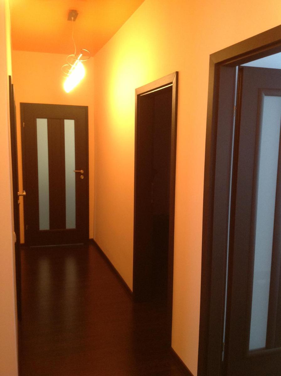 Central Point Apartment - Housity
