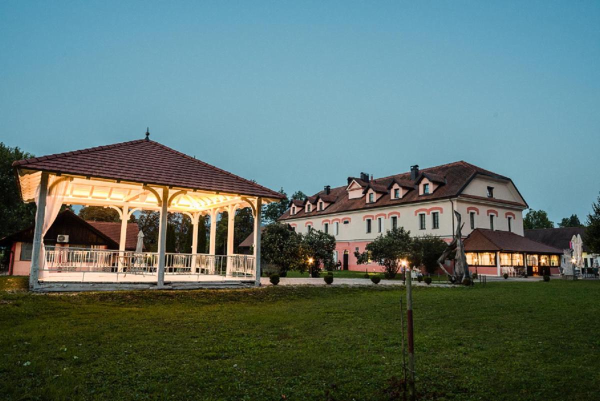 Guesthouse Bistra - Housity