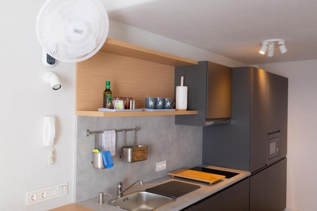 Radazul Marina Seafront 5 - Housity