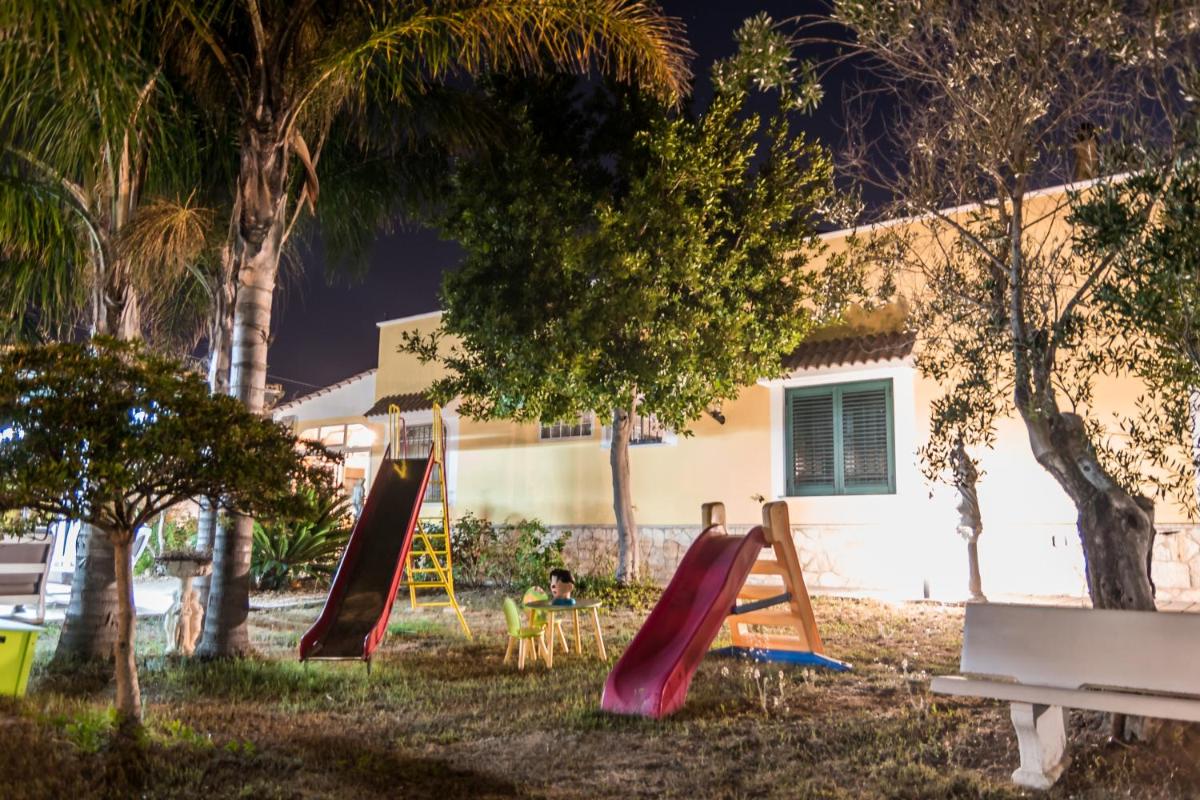 B&B Villaggio Regina - Housity