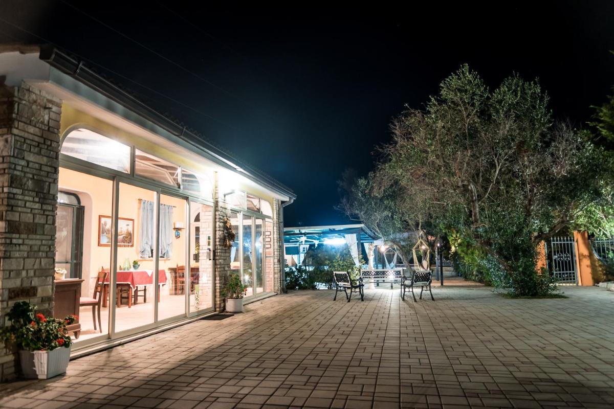B&B Villaggio Regina - Housity