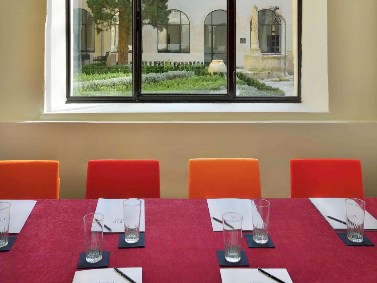 Restaurant ou autre lieu de restauration dans l'établissement Jules César Hotel & Spa Arles - MGallery Collection