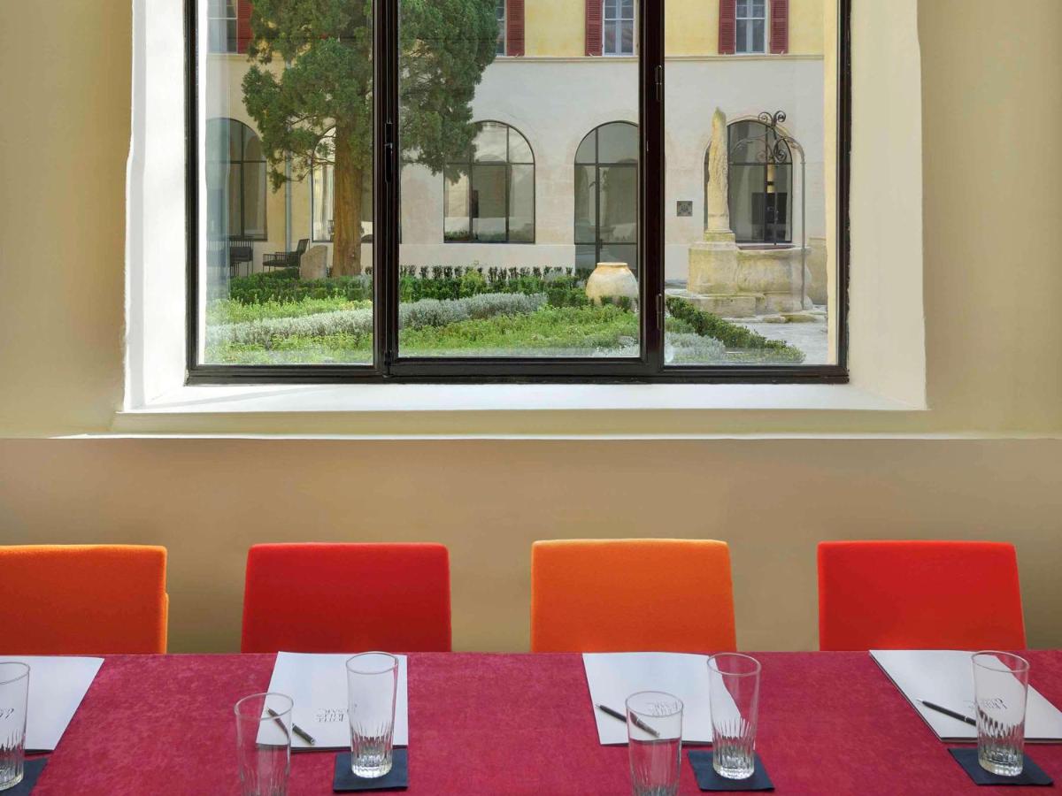 Restaurant ou autre lieu de restauration dans l'établissement Jules César Hotel & Spa Arles - MGallery Collection