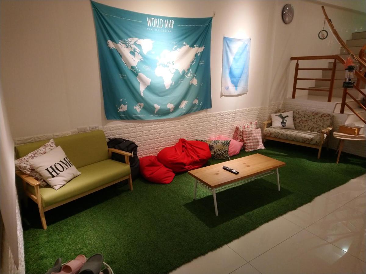 My Friends' Hostel - Housity
