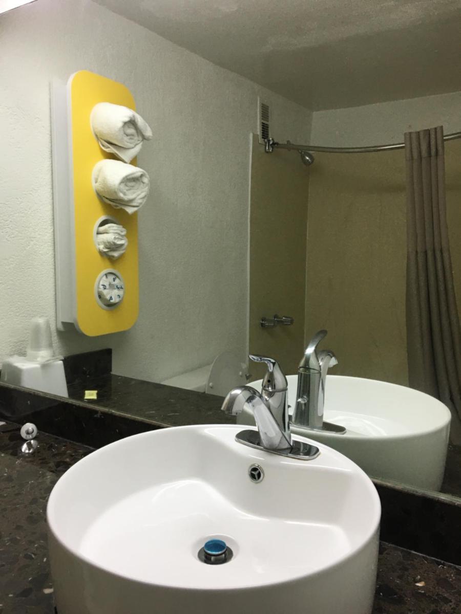 FairBridge Inn Express Melrose Park - Housity