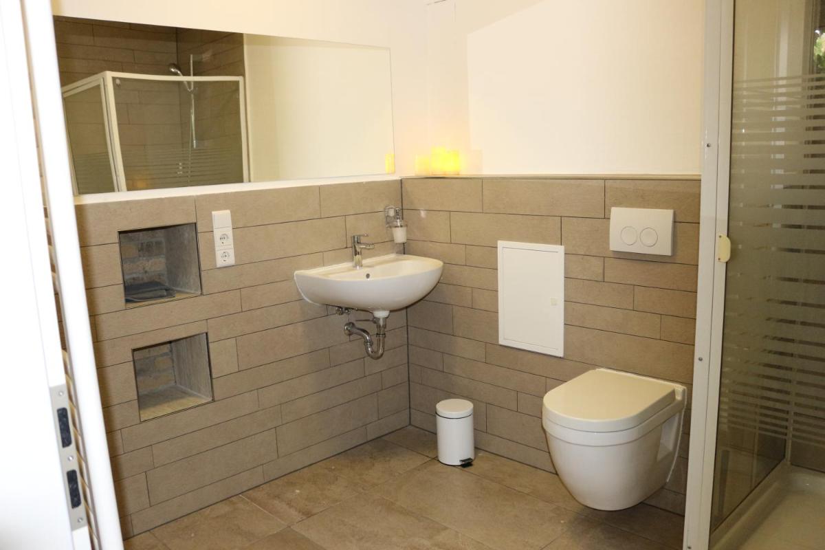 Skan15 - Housity