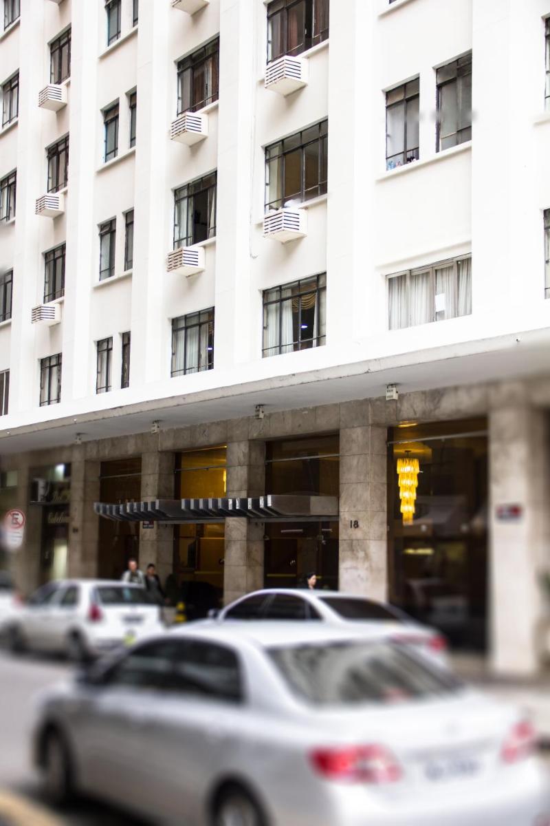HOTEL DEL REY CURITIBA by POTY - NA FAMOSA RUA XV DE NOVEMBRO - Housity