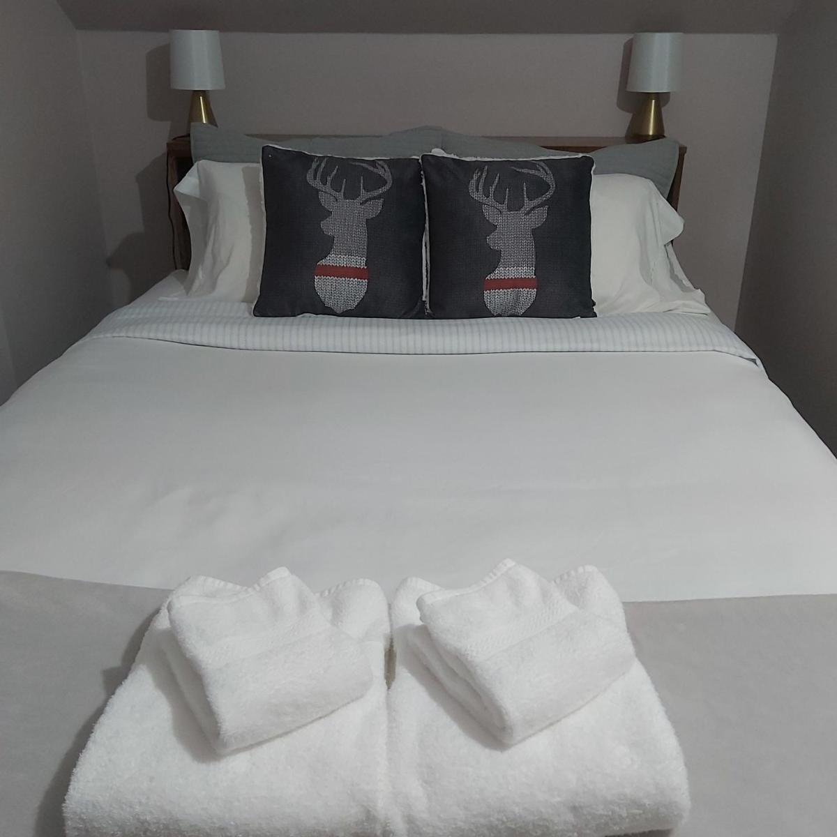 Blue Spruce B&B Muskoka - Housity