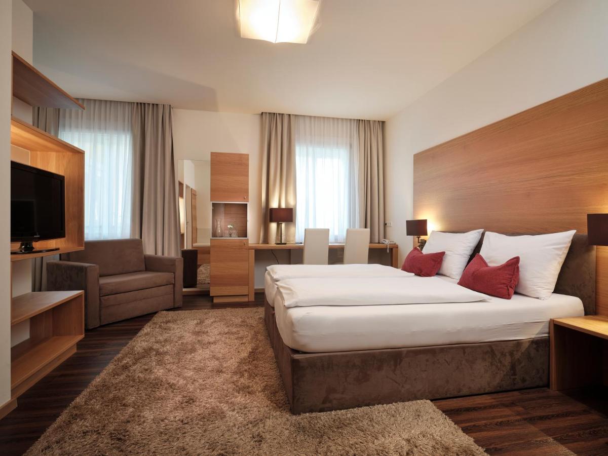 Rumer Hof - Housity