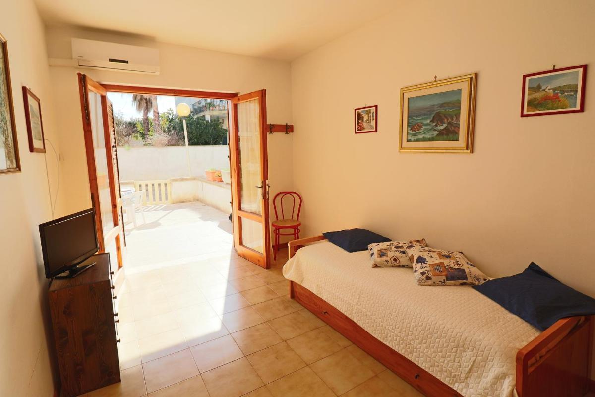 Nice House Cecilia in Otranto - Housity