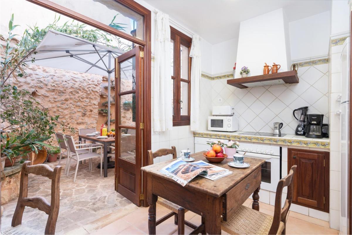 Can Vallori - Housity