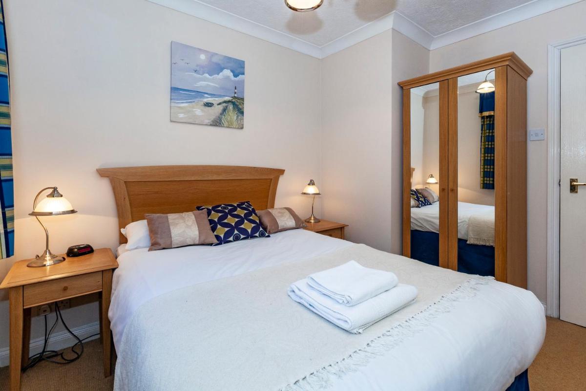 Churchill Way Suite - Hizvo