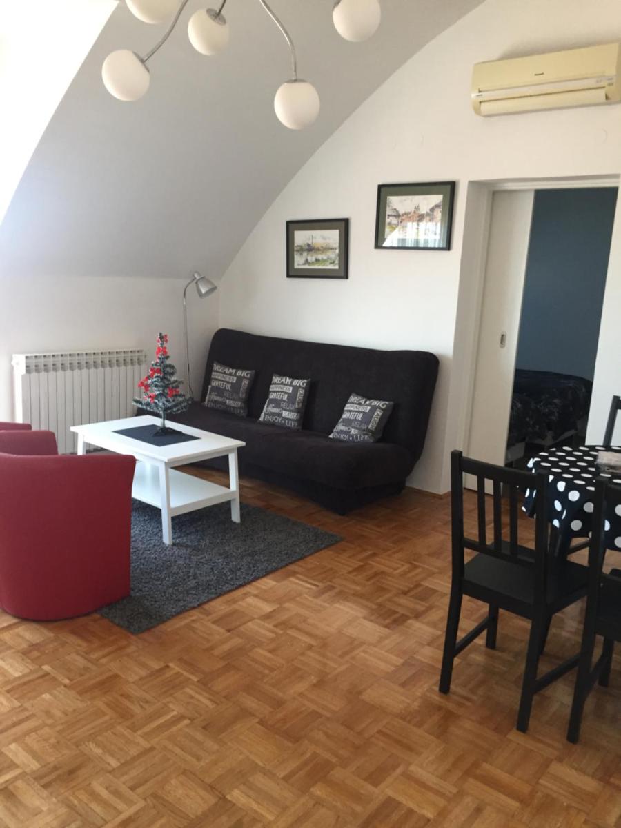 Apartman Lara *** - Housity