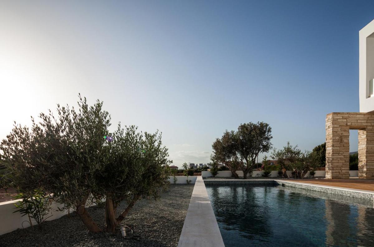 Suitetrails - Lemon Grove Modern Villa