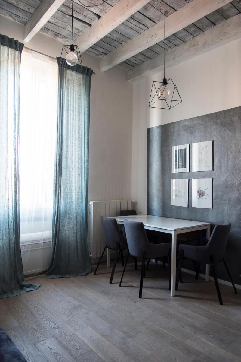 YouHosty - Correggio 12 - Housity