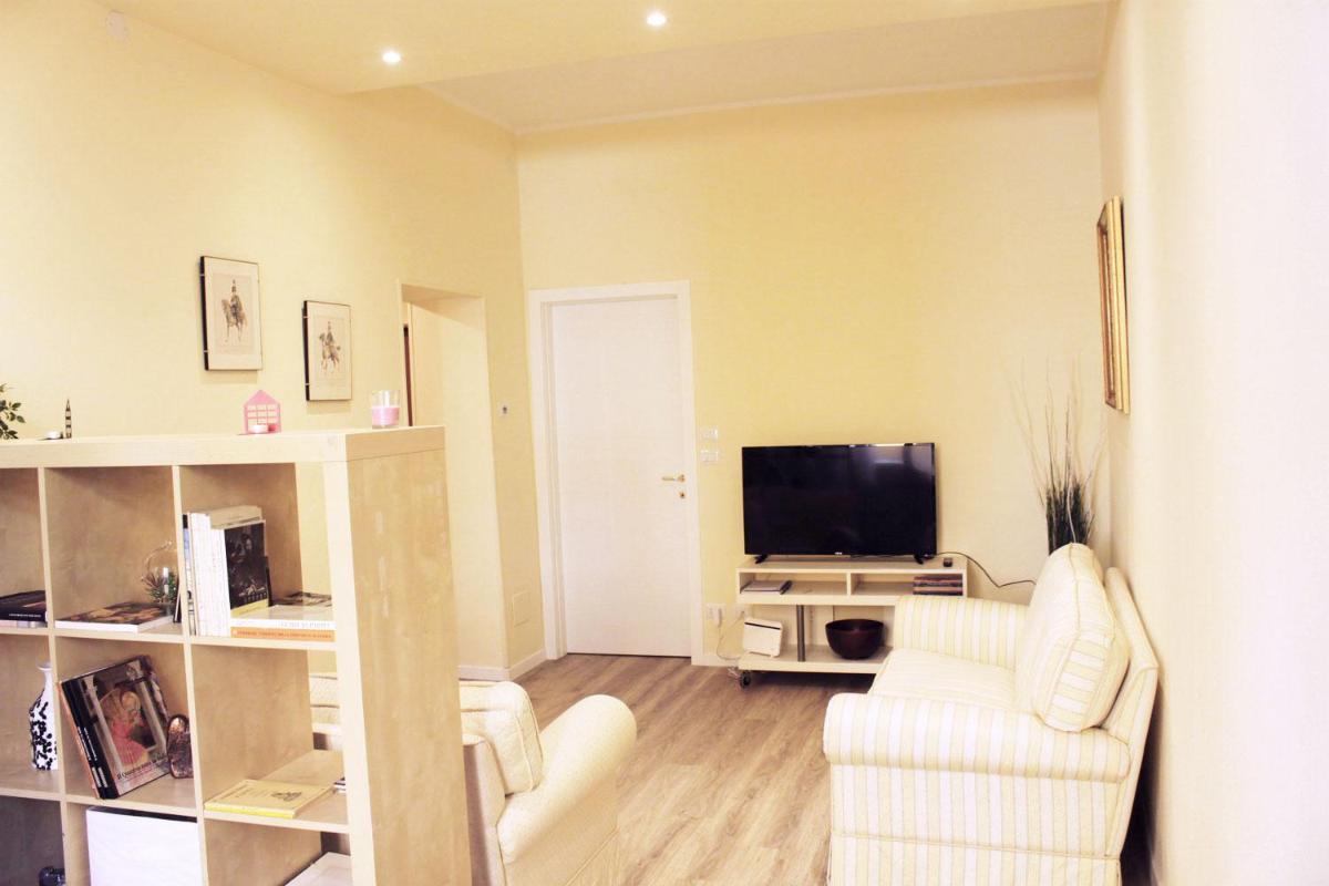 Colonne Apartment N° 15 - Housity