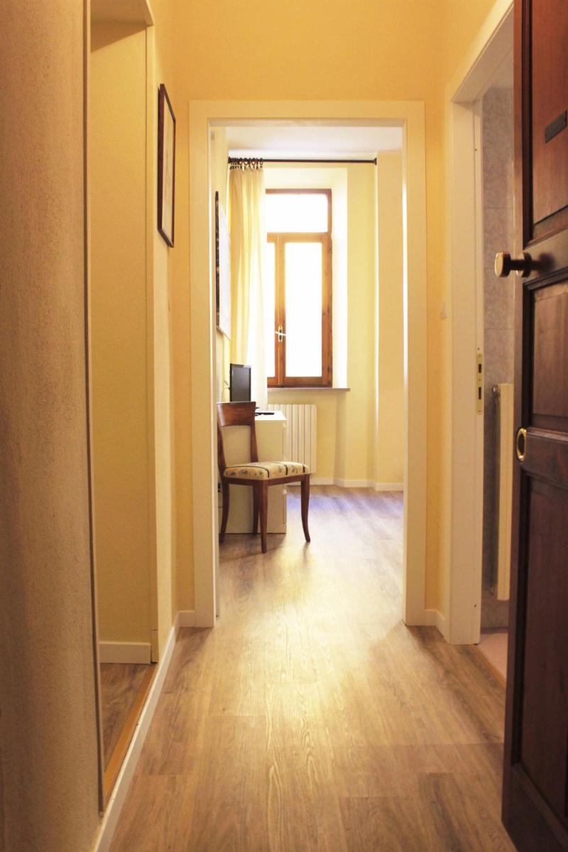 Colonne Apartment N° 15 - Housity