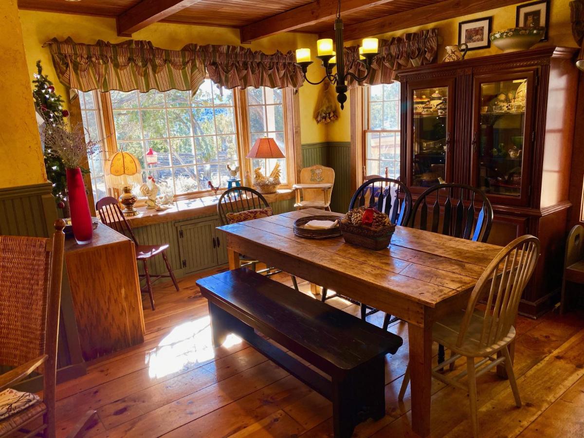 Brinkley House at Sunny Mellow Eco Villa - Housity