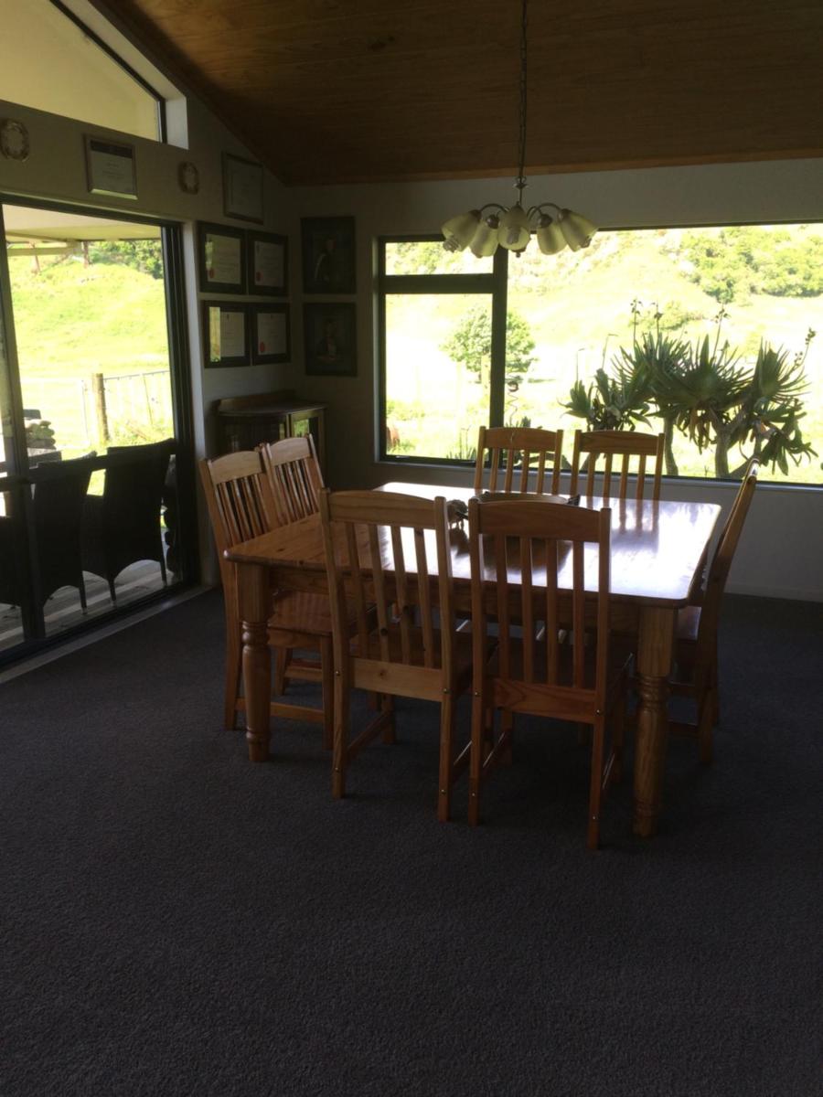 Waiotahe Dairy Farm Hideout - Housity