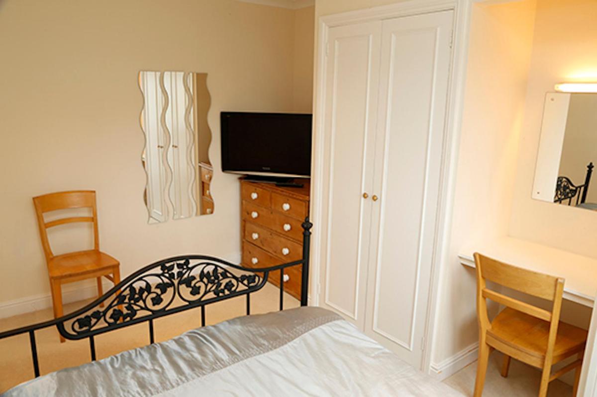 Orchard House - Housity