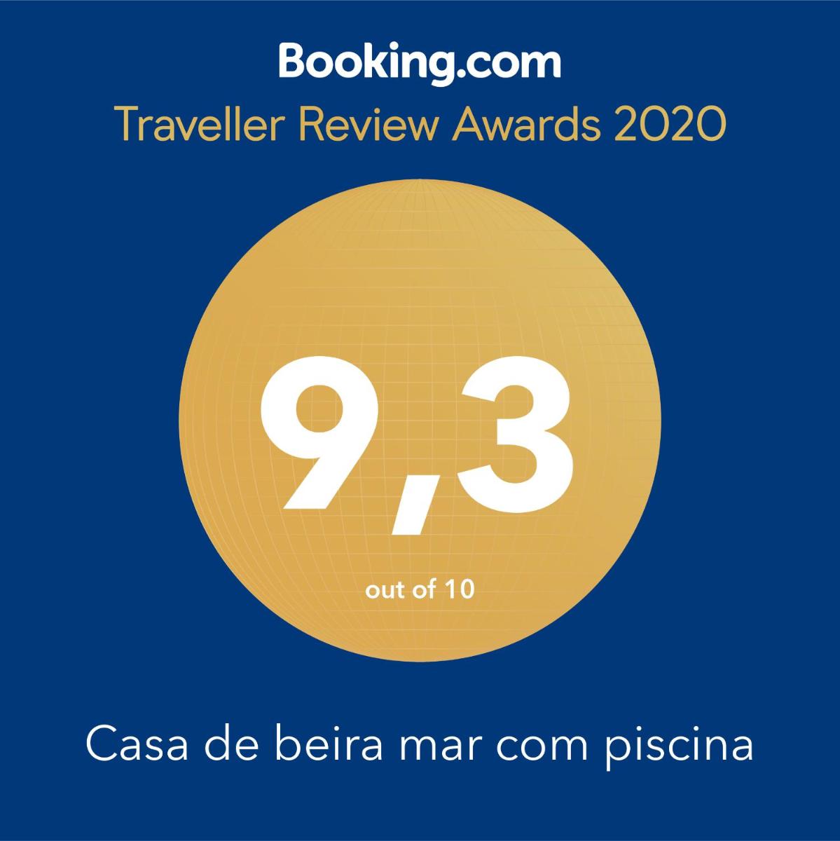 Casa de beira mar com piscina - Housity