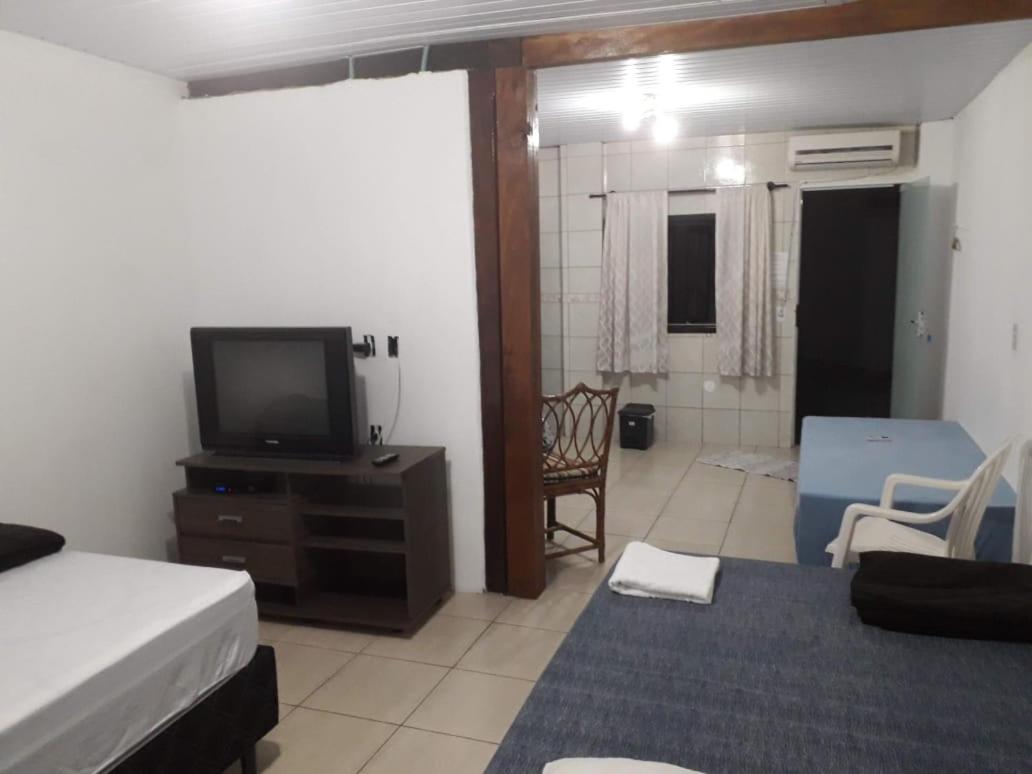 Pouse Bem - Housity