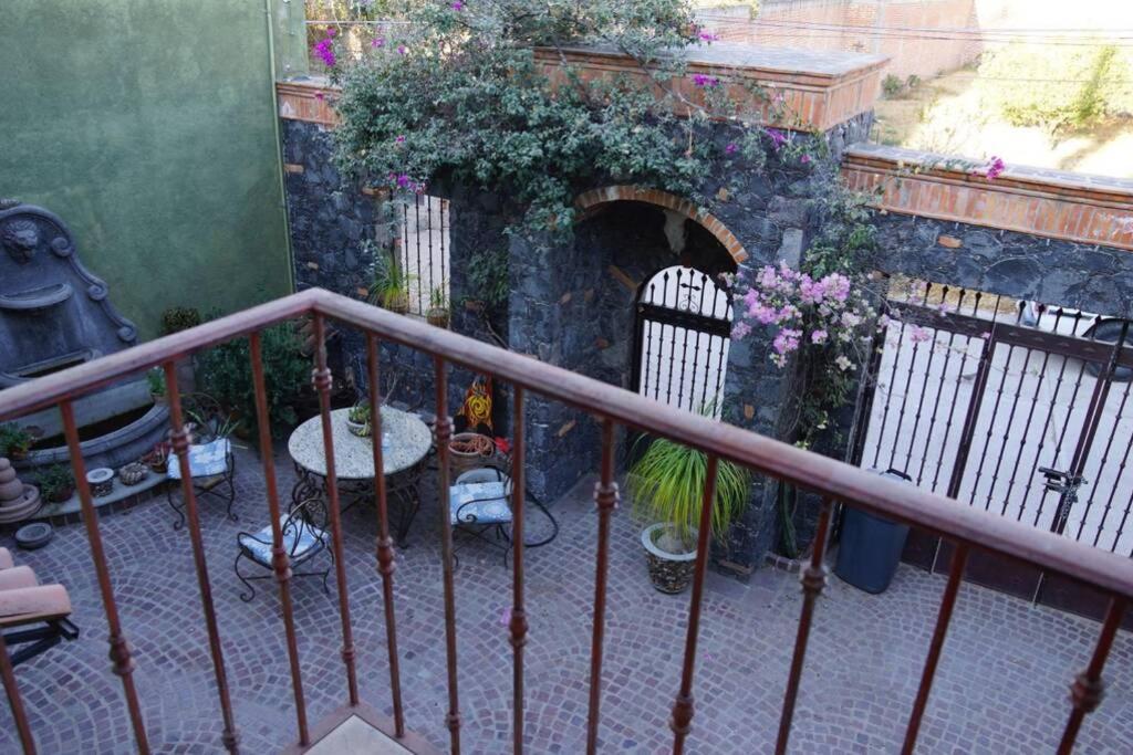 Colonial Style House in San Miguel de Allende - Housity