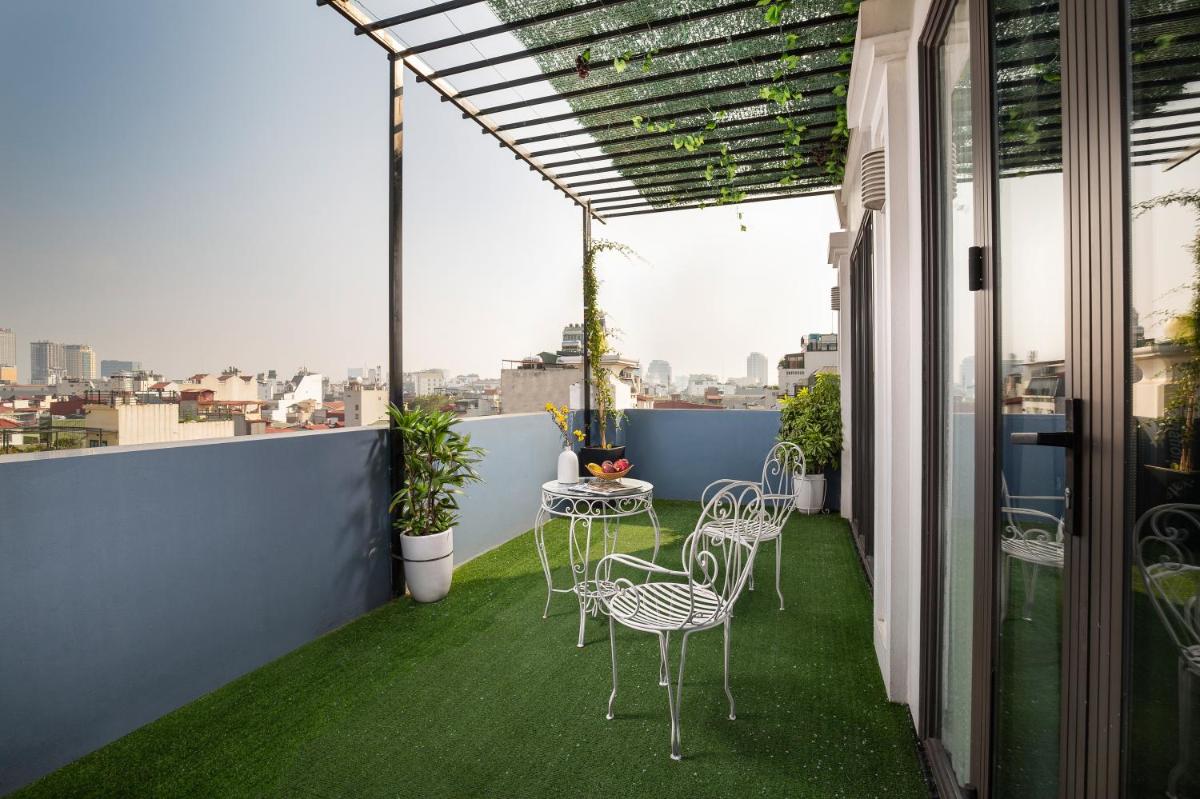 Serene Boutique Hotel & Spa - Housity