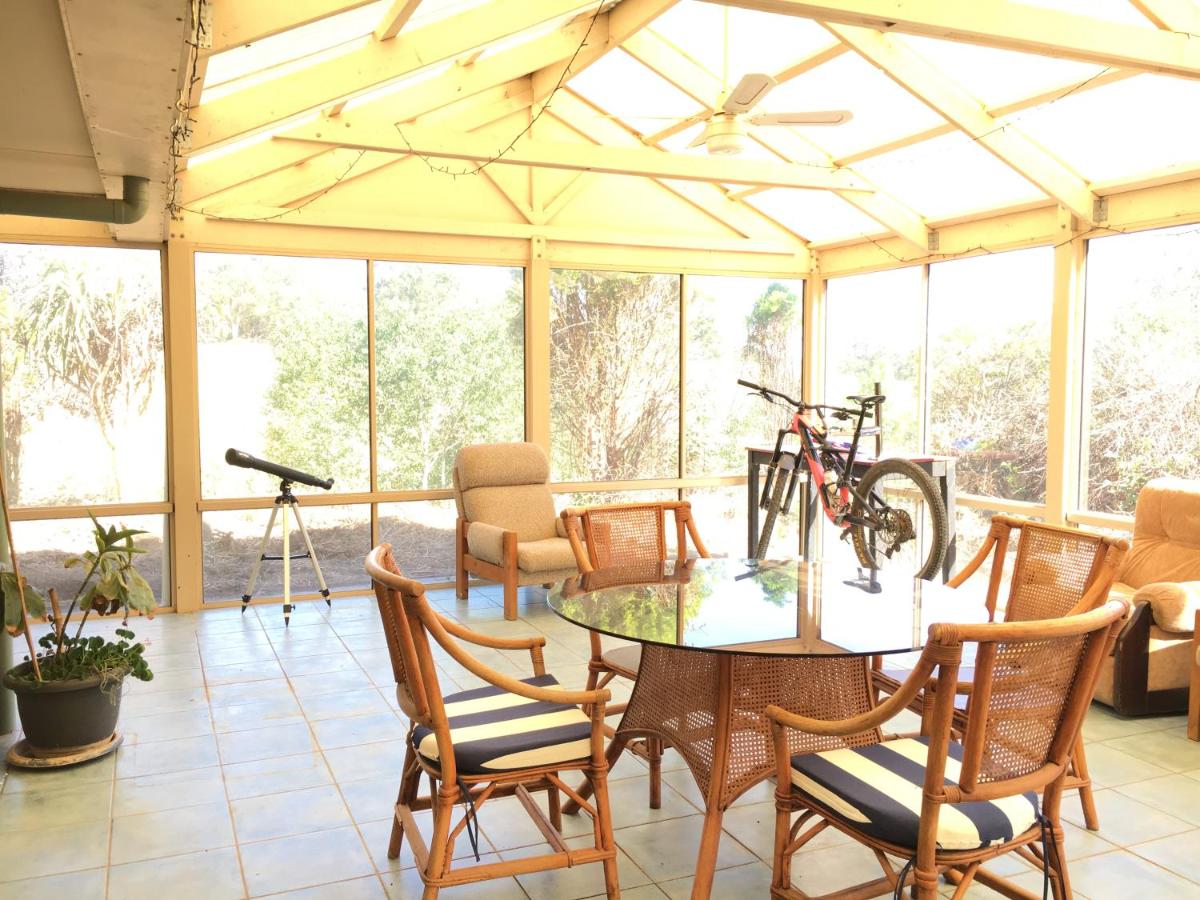 Fox Farm - Entire House Sleeps 12 ppl - Housity