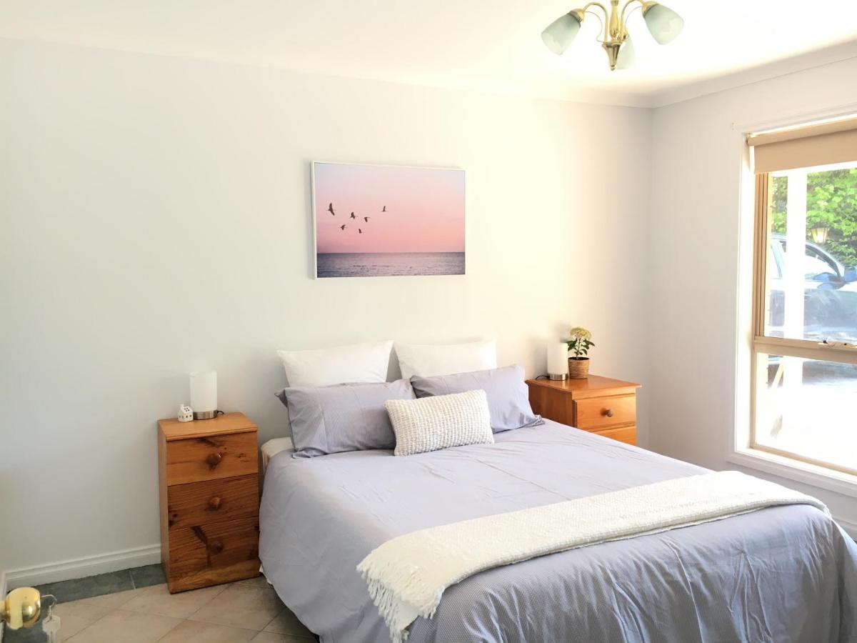 Fox Farm - Entire House Sleeps 12 ppl - Housity