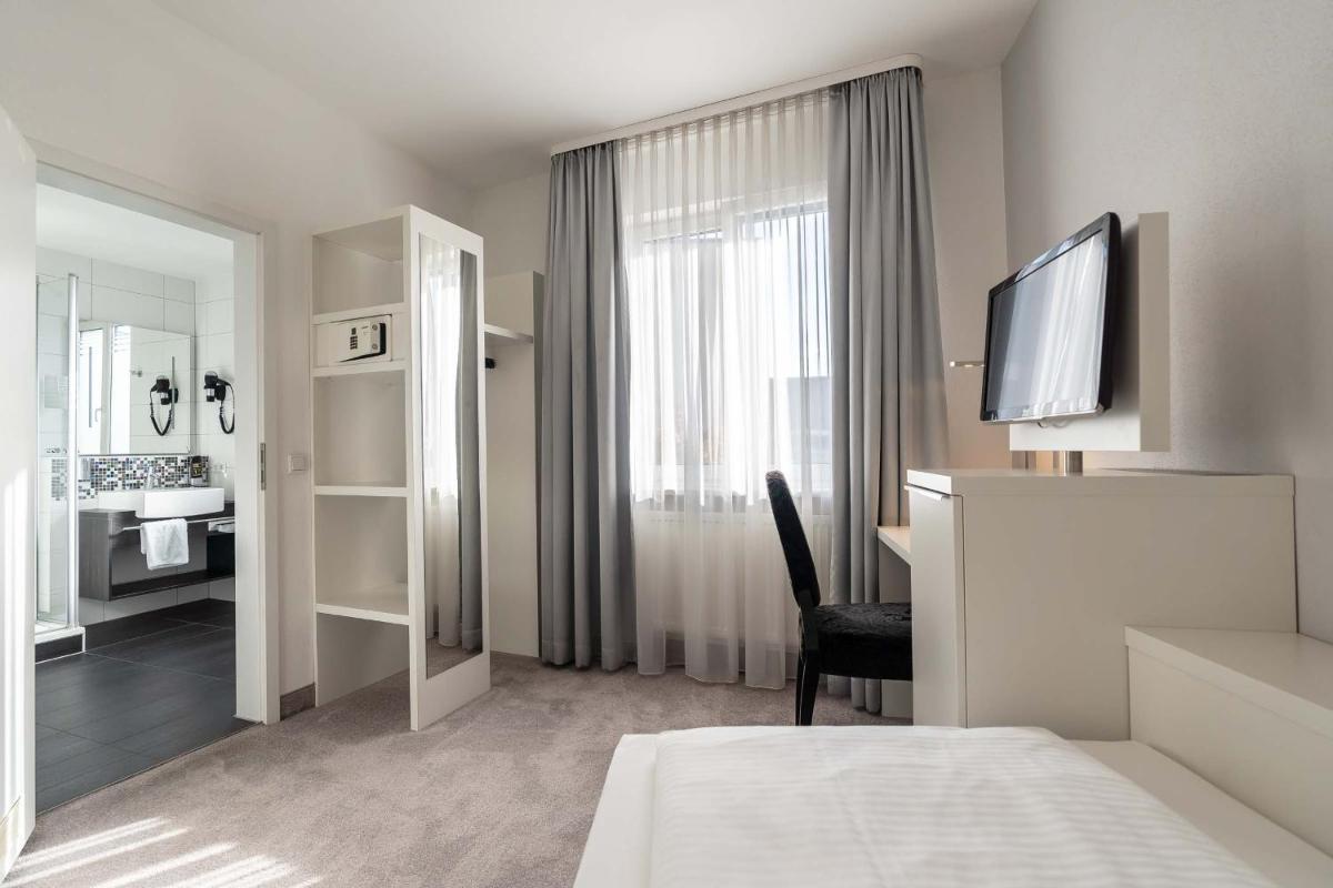 Altstadthotel - Housity