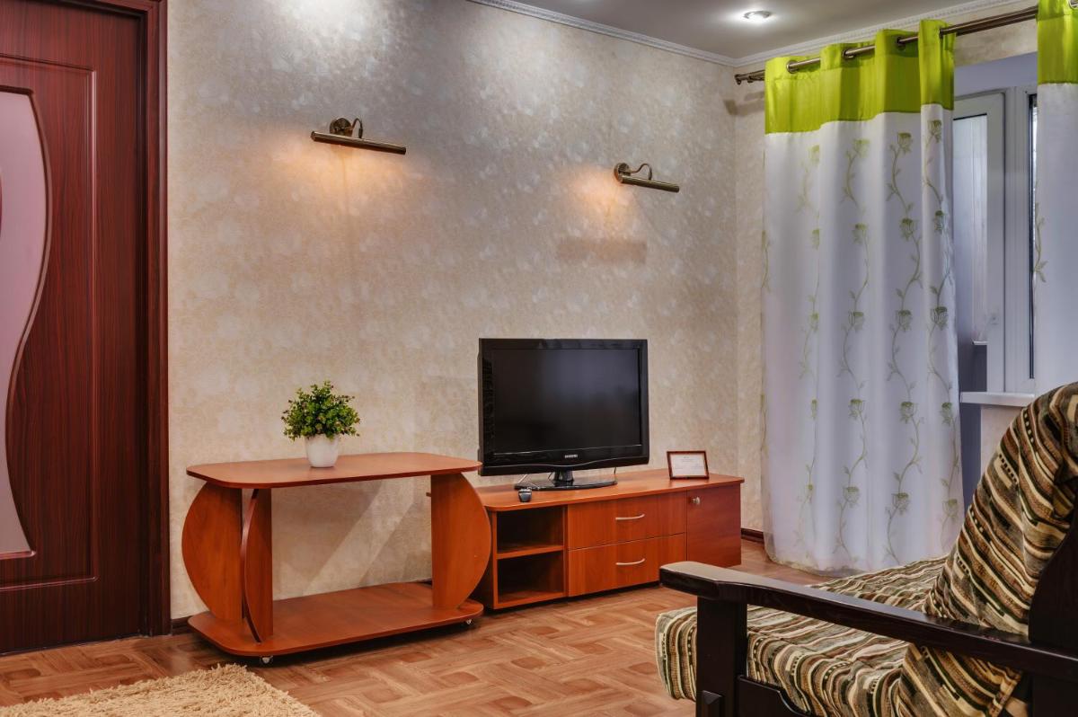 Suitetrails - Apartment - Sobornyi Prospect 93