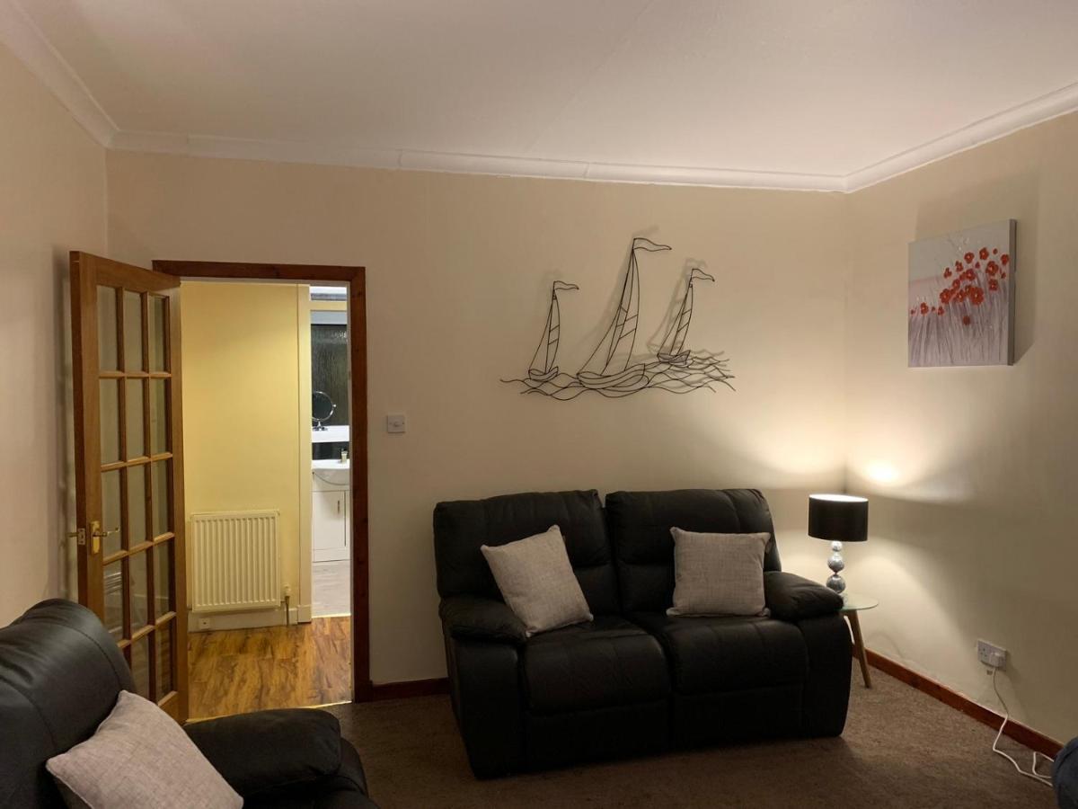 Snug - Sommerville - Housity