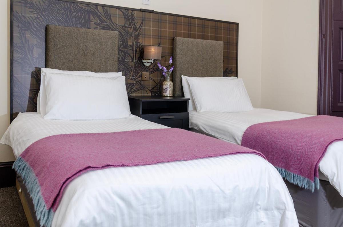 Thrums Hotel, Kirriemuir - Housity