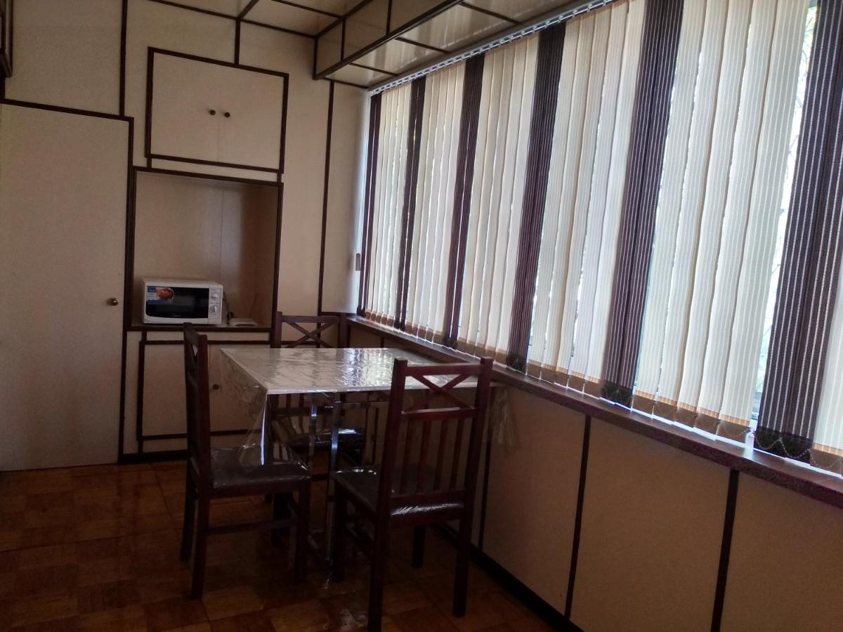 Apartment on Oloy 11 - Housity