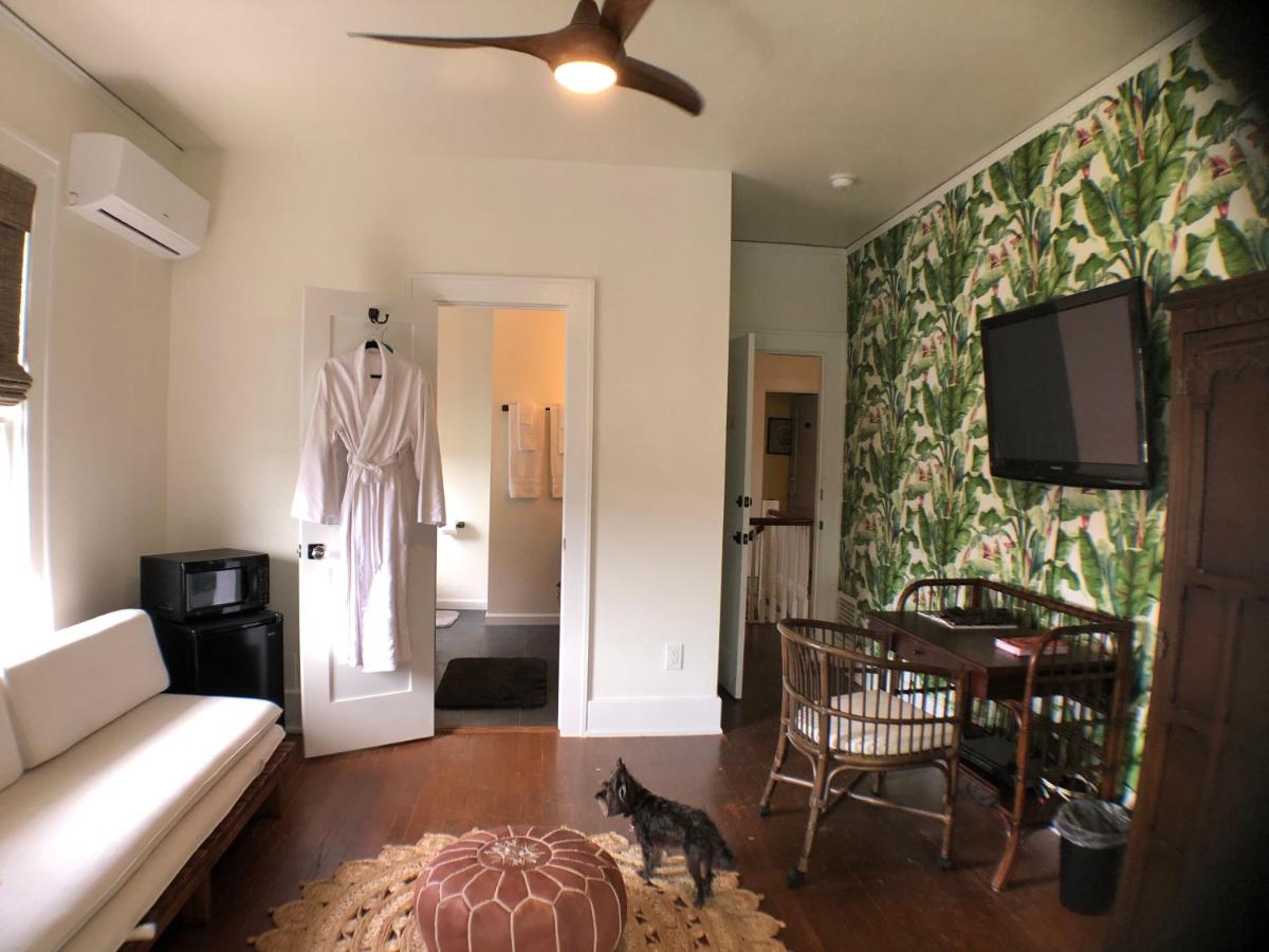 Suitetrails - Avenue O Bed and Breakfast