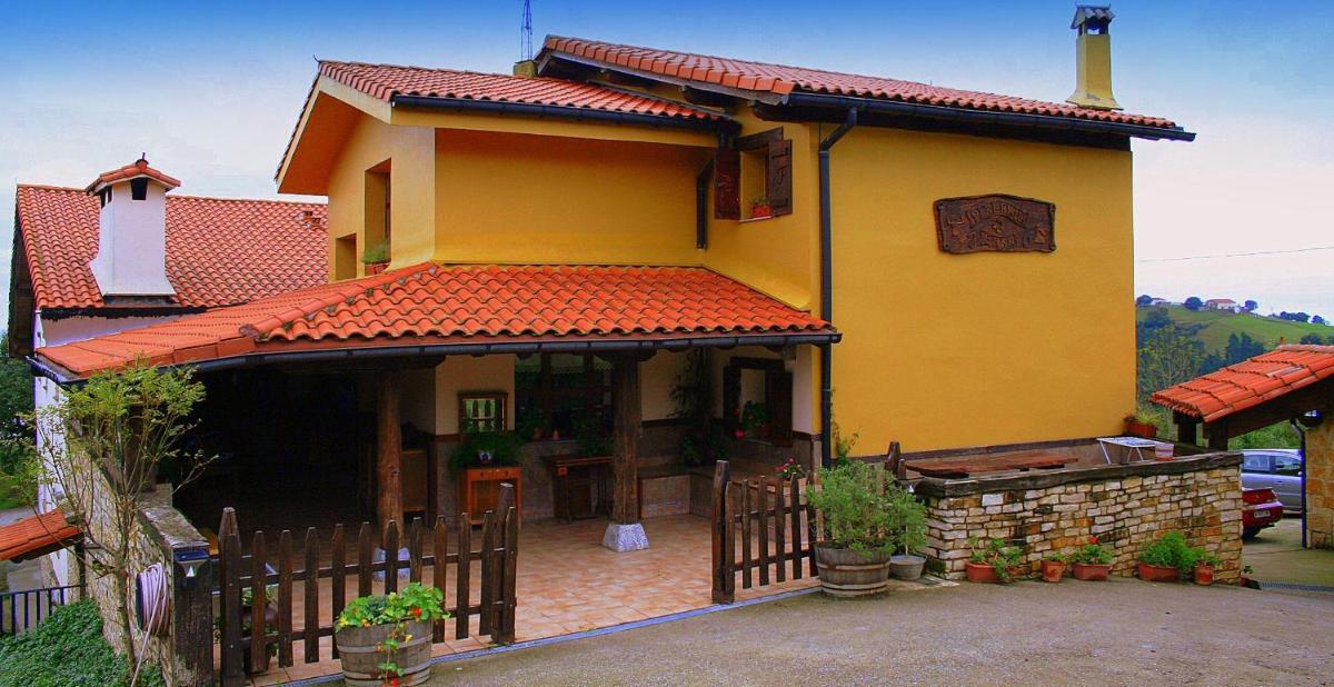 Perlakua Saka - Housity