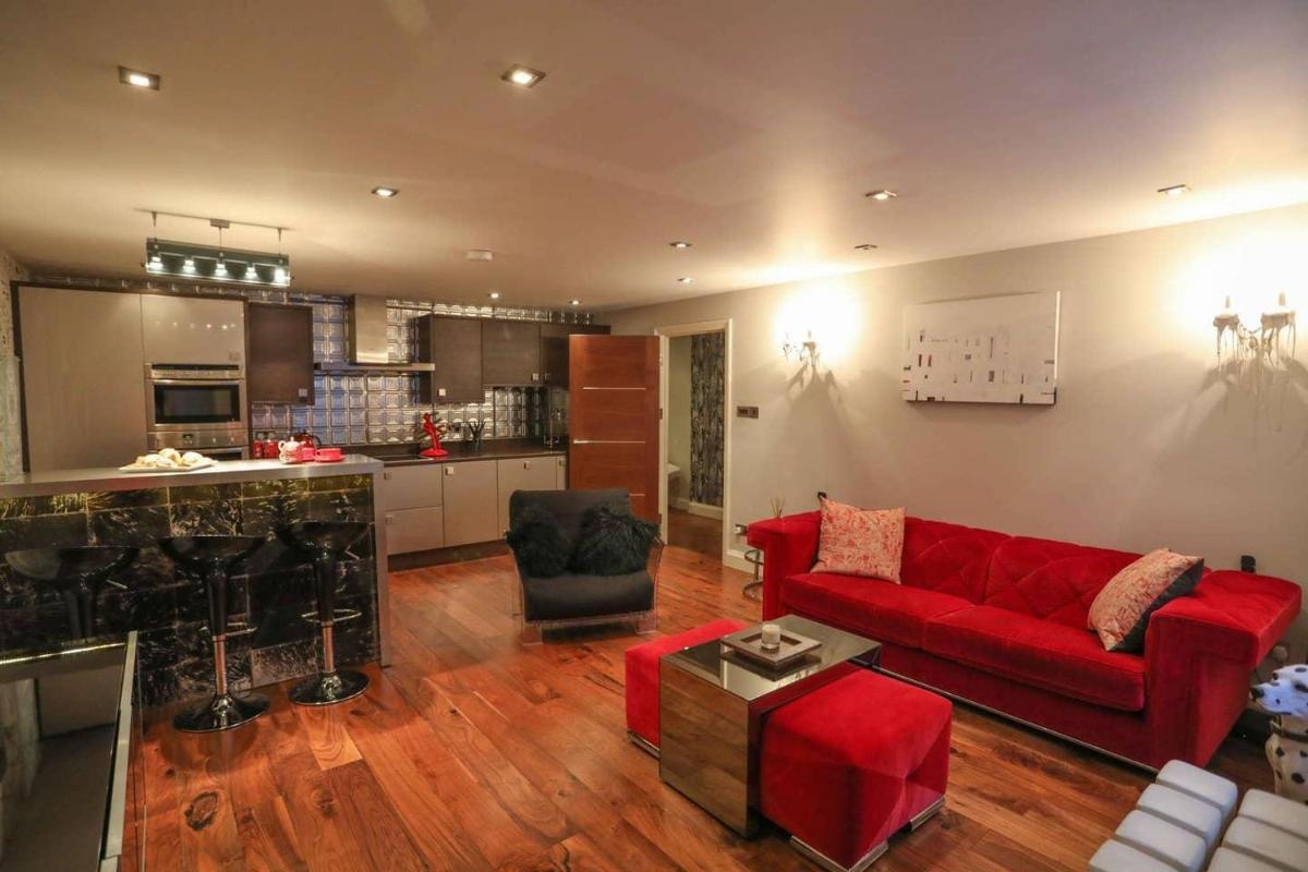 Lovely Central 2 Bed Garden Flat Warren Street - Housity
