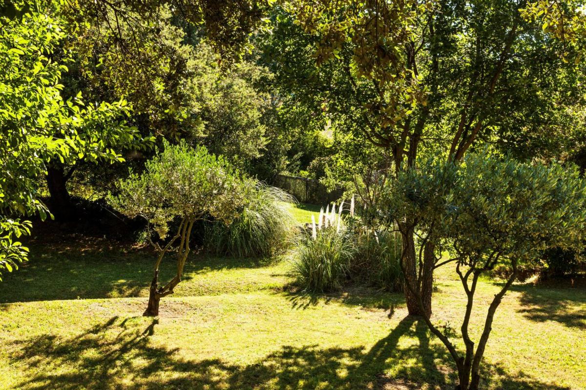 Jardin de l'établissement La Bastide du Calalou Hotel & Spa, BW Signature Collection