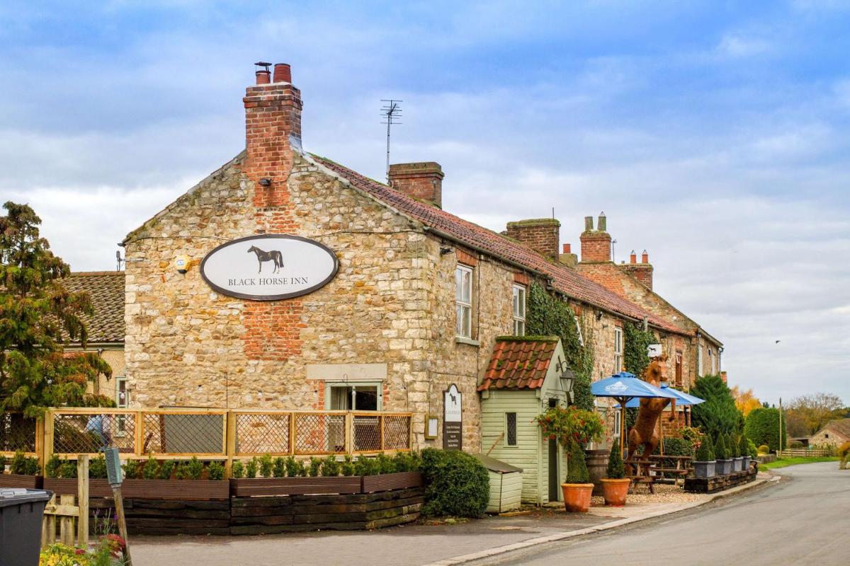 Black Horse Inn - Housity
